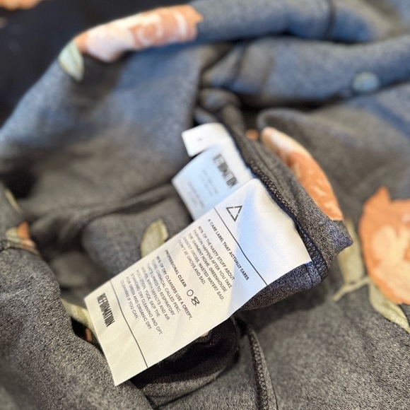 Reformation Heidi Tie Floral Flowy Summer Midi Dress with Bishop Sleeves Size 0 - Picture 4 of 7